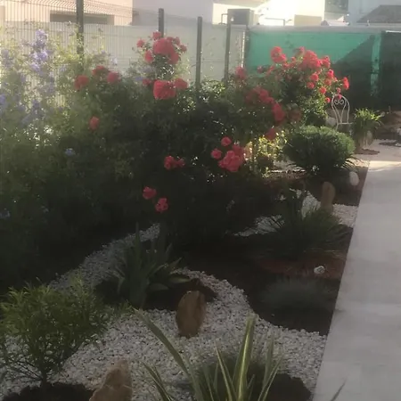 D'hotes Dans Diane לינה וארוחת בוקר לה-לונד-לה-מורה