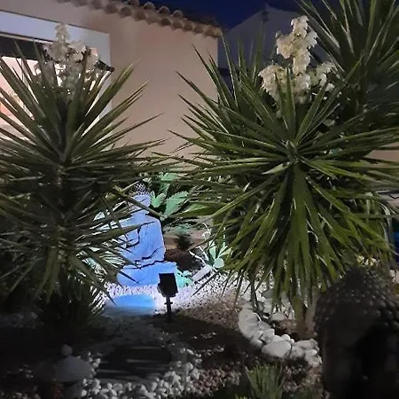 D'hotes Dans Diane לינה וארוחת בוקר לה-לונד-לה-מורה