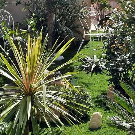 לינה וארוחת בוקר D'hotes Dans Diane