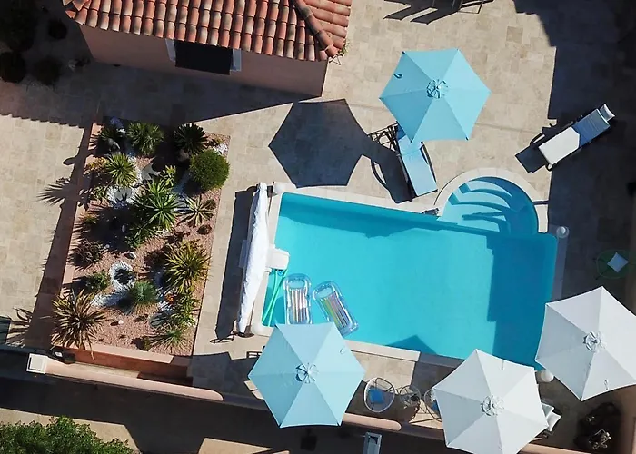D'hotes Dans Diane Bed & Breakfast 4*